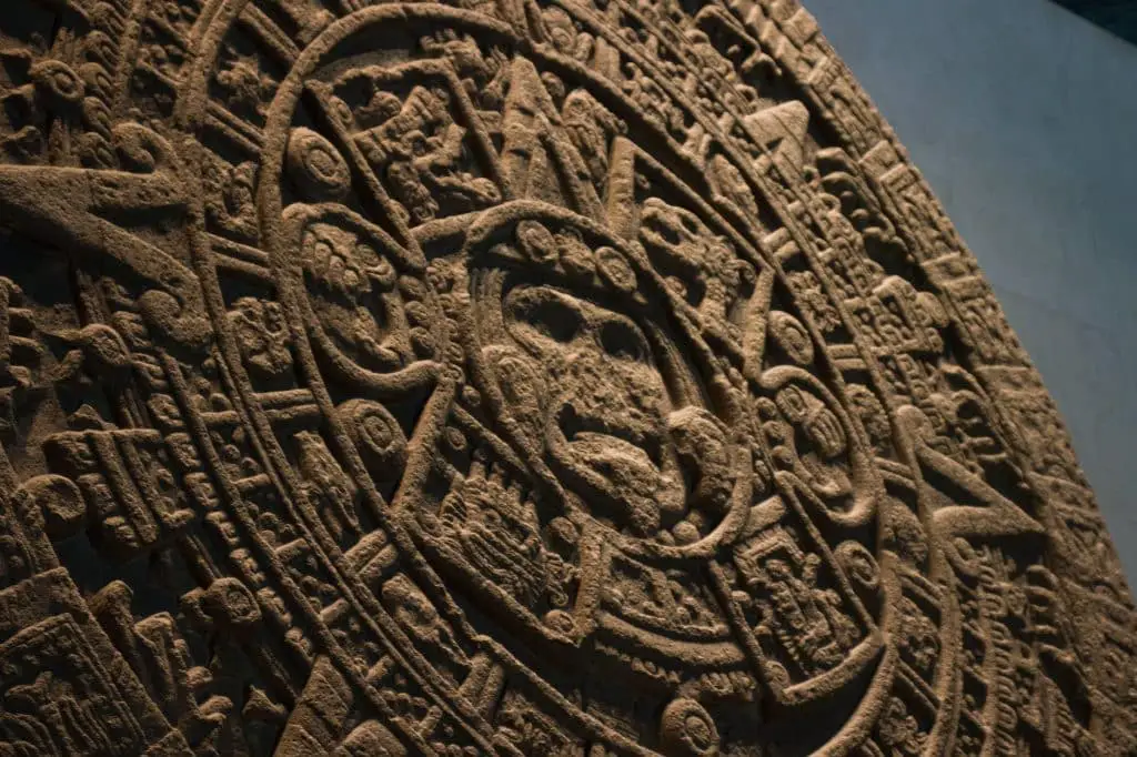 aztec calendar sun stone